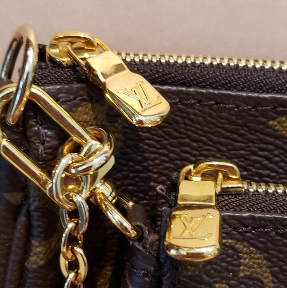 💯% authentic MULTI POCHETTE~Louis Vuitton - Picture 6 of 15